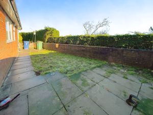 Side Garden- click for photo gallery